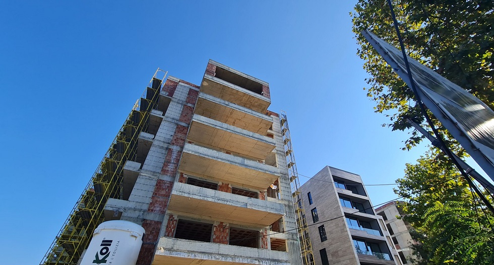 Pallatet e sekuestruara, kush ka blere apartament me cash, e humbet